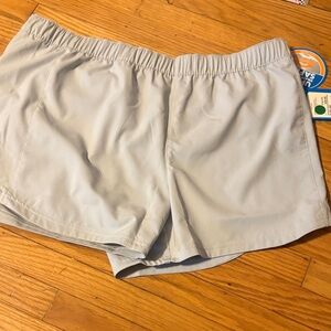 Columbia Women's Athletic Shorts - Light Gray